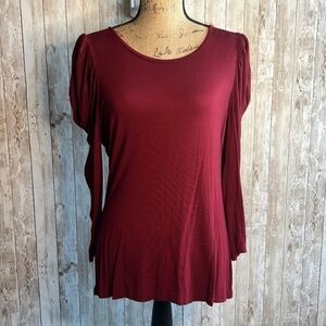 3/$15 ☮️ The Limited Maroon Puff Shoulder Long Sleeved Shirt